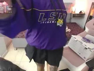 Offline violet_suky on Flirt4Free