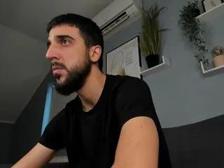 Offline zeyn_edwards on Flirt4Free