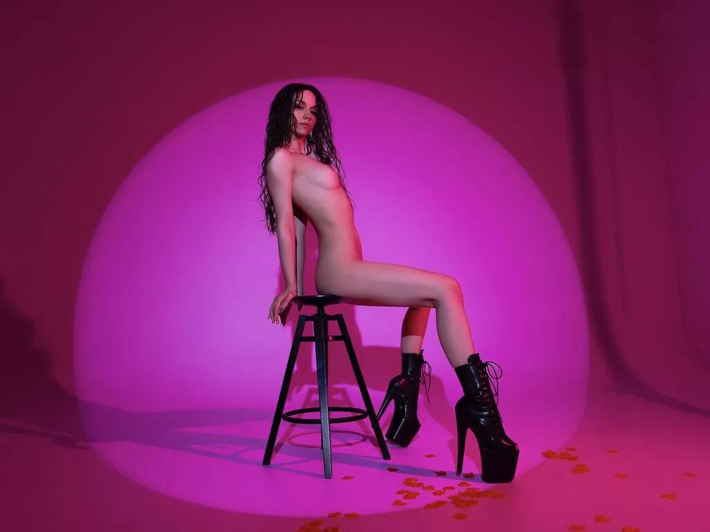 LiveJasmin BeatriceVazqueze is Freechat BeatriceVazqueze — I love to talk about anything, get to know you, flirt with you, play with you and dance for you... No embarrassment, just relax