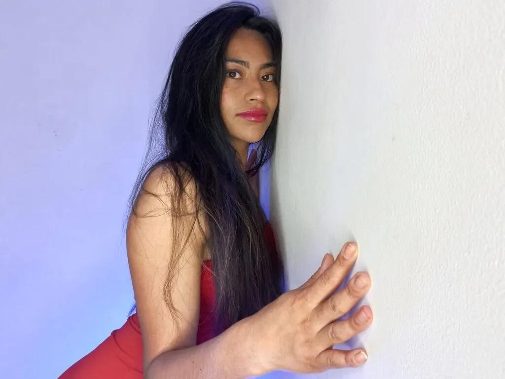 LiveJasmin EmilyMitche is Freechat EmilyMitche — I enjoy music, dancing, playful conversations, and teasing just enough to keep you coming back for more. Being young means I love fun, challenges, and exploring every fantasy you want to share with me.