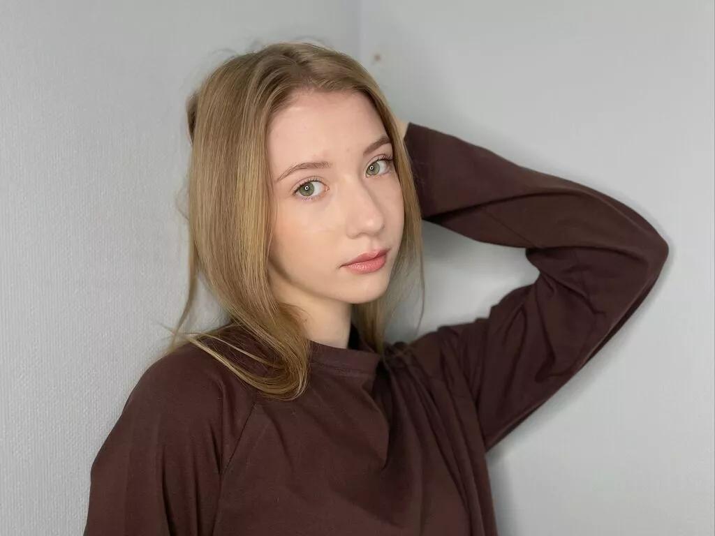 LiveJasmin JulianaDarter is Freechat JulianaDarter — I appreciate the beauty, functionality and sincerity in everything that I do and what I see around