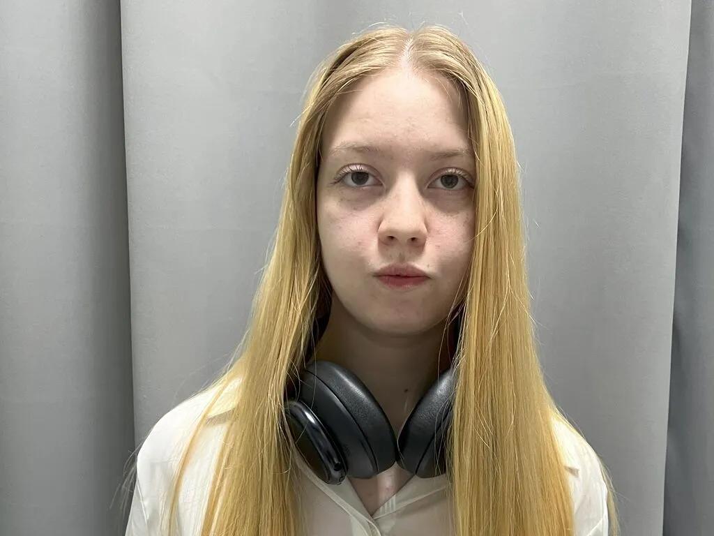 LiveJasmin KarenLowe is Freechat KarenLowe — I have blue eyes and Im blonde.
I love to be listened to and not argue with me, Im a pretty bossy girl. I also love fast cars and racing in general