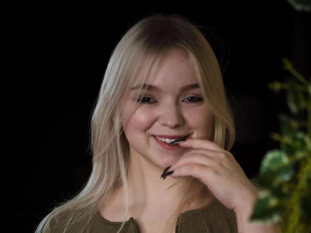 LiveJasmin LizbethGodbold is Freechat LizbethGodbold — I have good acting skills and I lve seducing handsome men like you!