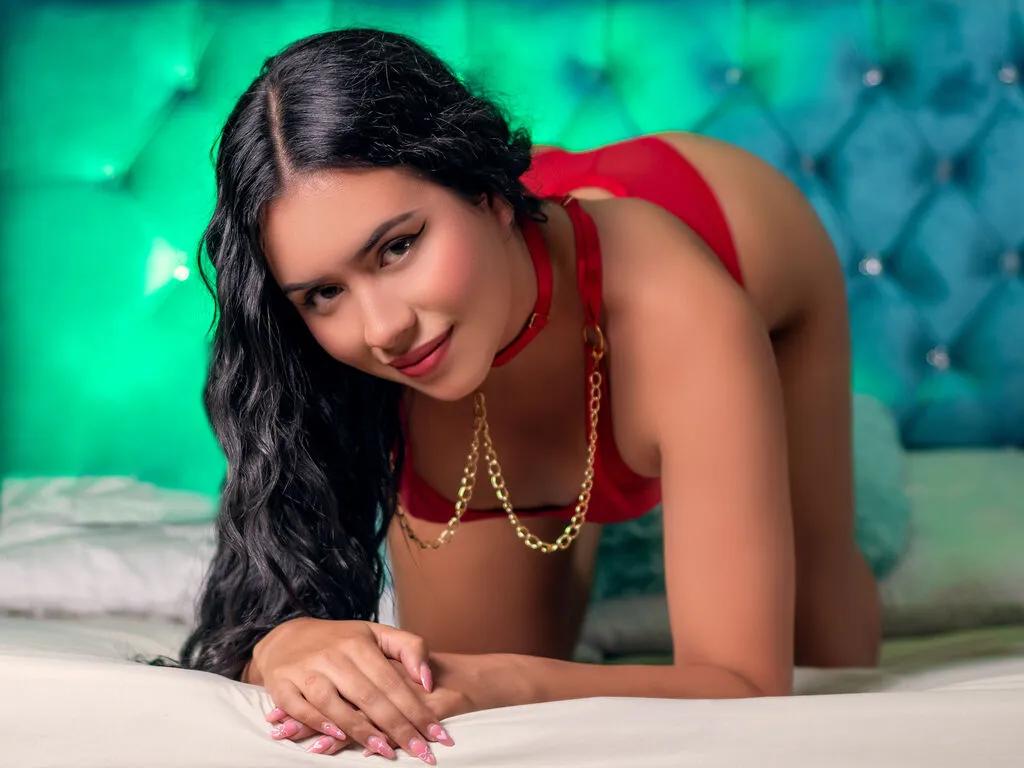 LiveJasmin VictoriiaMoncher is Freechat VictoriiaMoncher — I melt for good manners and confidence. I adore when someone takes their time to talk, to flirt, to really see me. I love music, dancing, and being surprised with a kind word or a daring compliment. Make me laugh and you'll have all my attention.