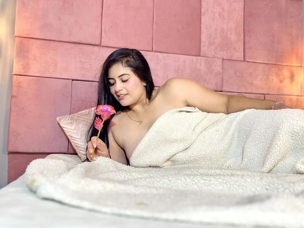 LiveJasmin XiomyEvance is Freechat XiomyEvance — I love long hugs, playful kisses, and moments that make you smile. I adore honesty, sweet gestures, and eyes that speak without words. I'm here for fun, affection, and a little magic in every moment.