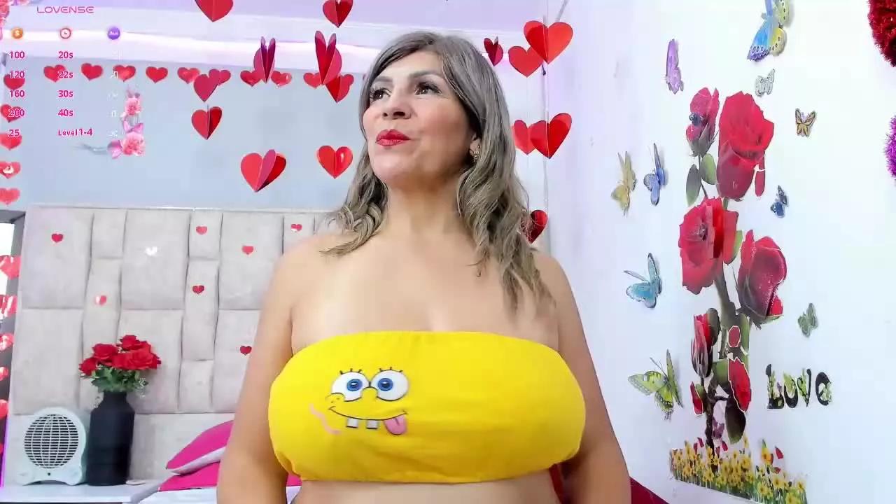 Celeste_Lincon on Streamray 