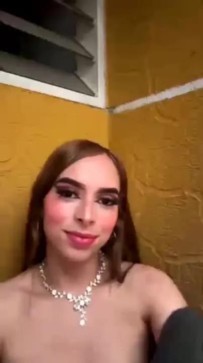 Offline EhlaVey on Streamray