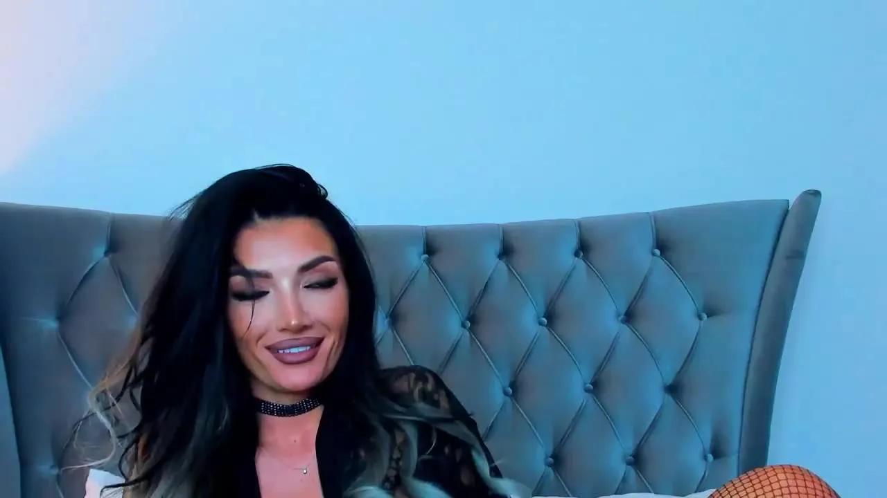 Freechat KarinaSmithh on Streamray