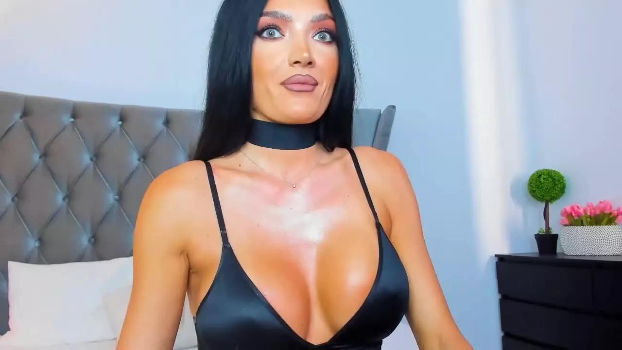 Freechat KarinaSmithh on Streamray