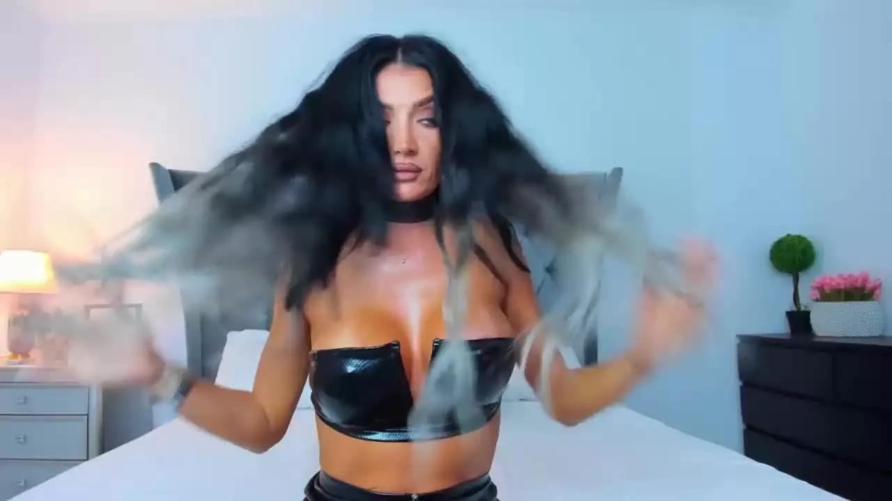 Freechat KarinaSmithh on Streamray