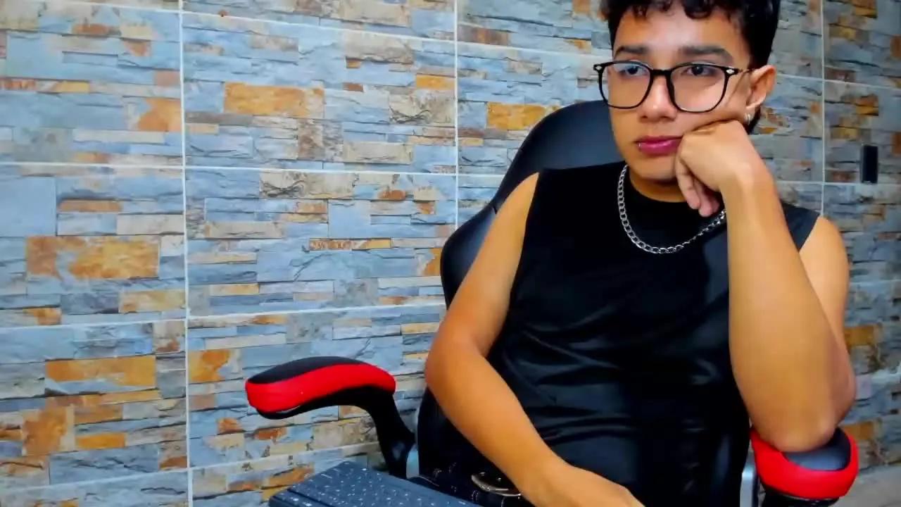 Streamray maxwilliams is Freechat maxwilliams — Freechat on Streamray