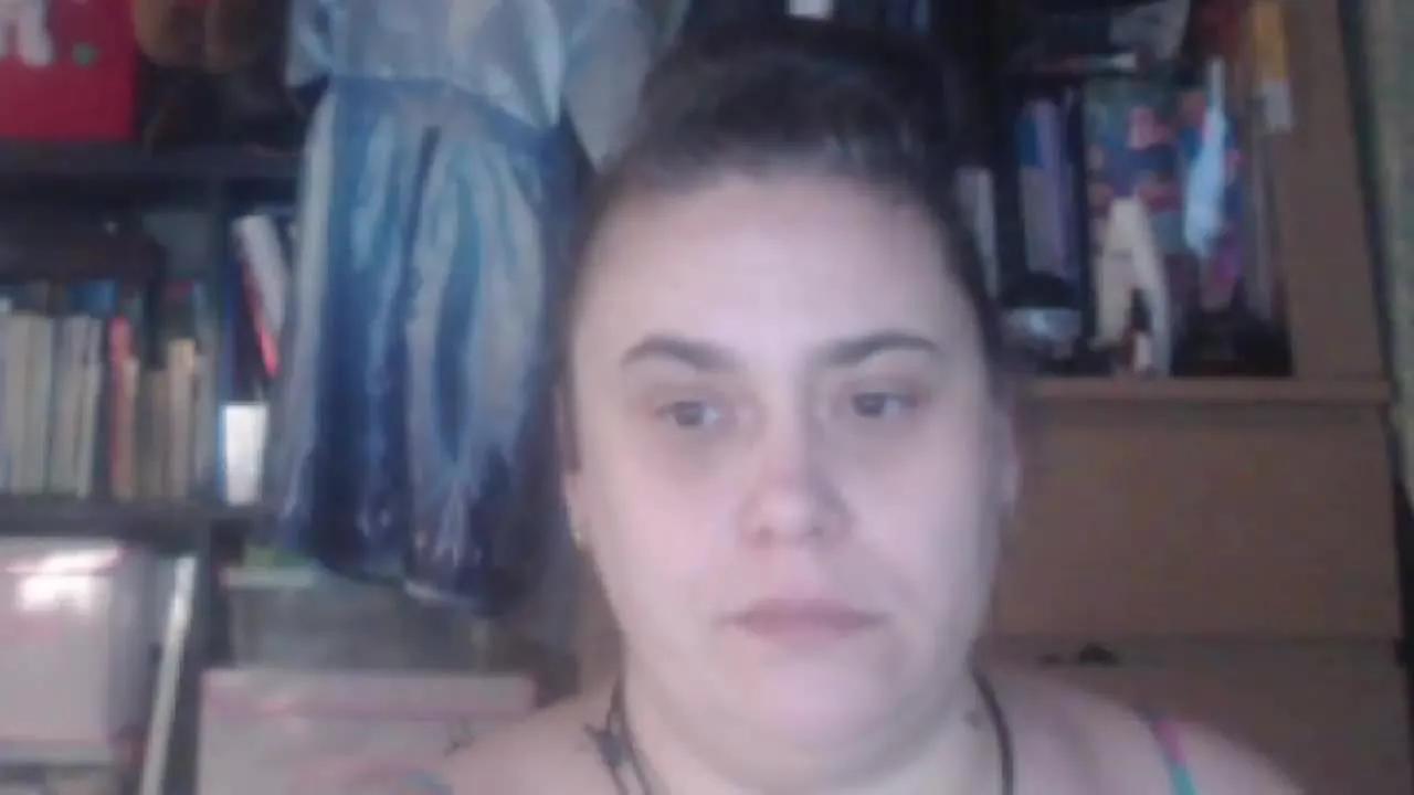 Freechat mayalove6969 on Streamray