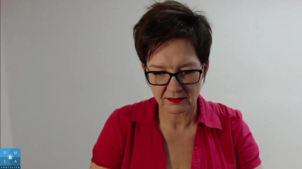 Offline SofieVelvet on Streamray