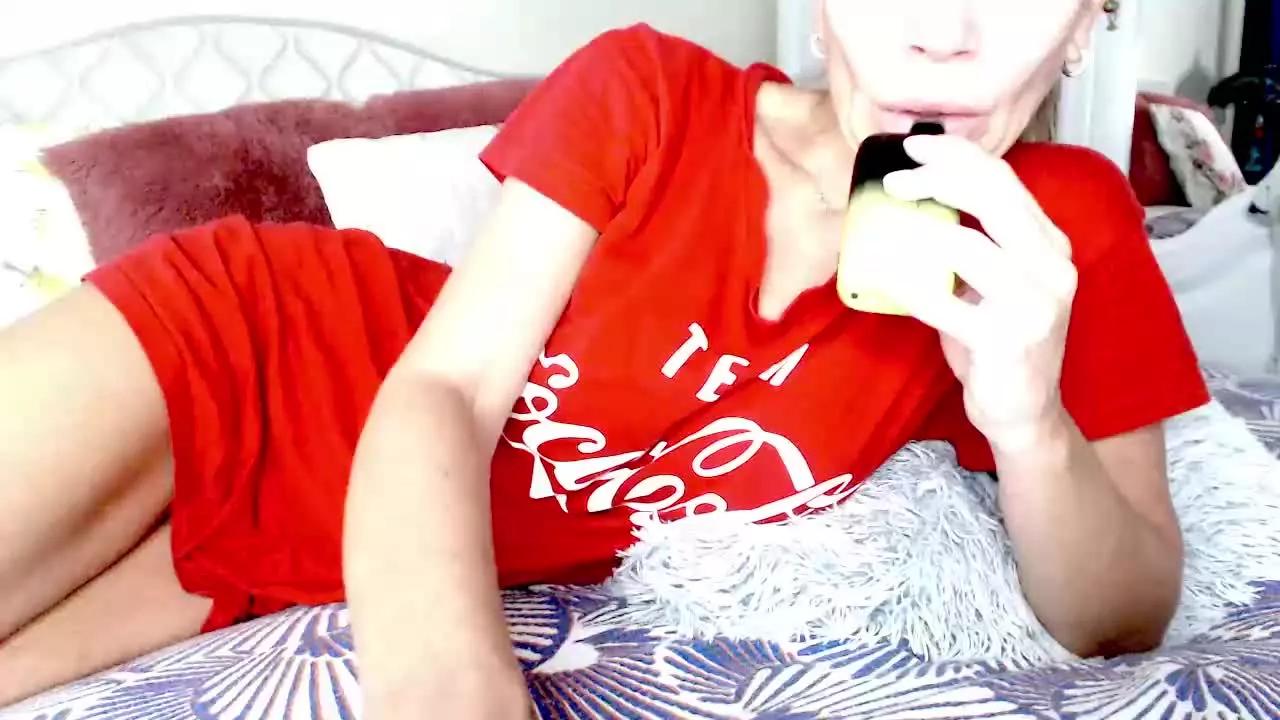 Freechat Yes_Maam on Streamray