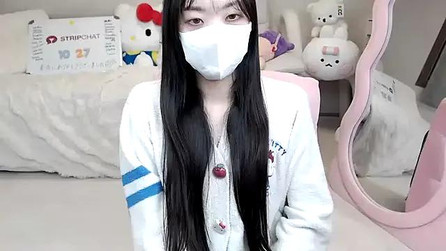 -momoo- — Group on StripChat