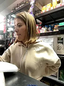 Andrea_19blonde — Show bobis oil