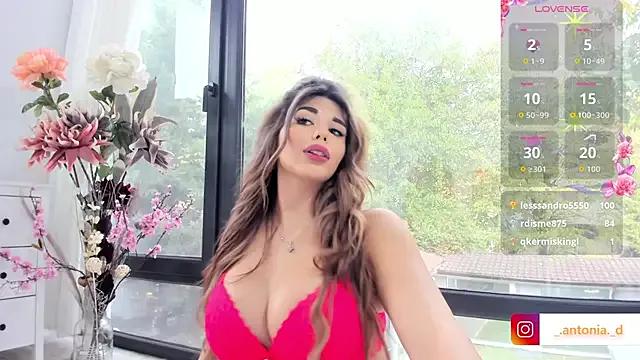 Freechat Bella_Posh on StripChat