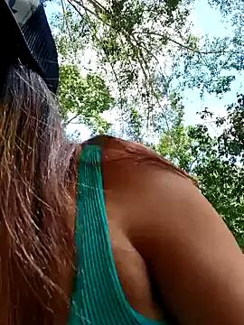 Freechat camiysebas21 on StripChat