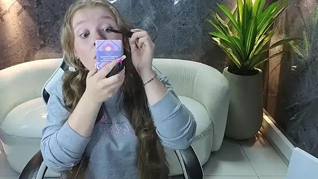 StripChat carla_tp is Private carla_tp — MILK IN MY FEETS