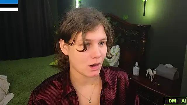 StripChat Charlotte_wow is Freechat Charlotte_wow — take off suit ~ show bikini