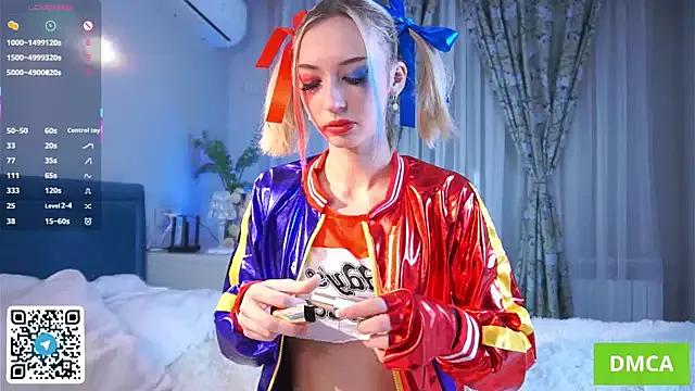 StripChat DaisyHearl is Freechat DaisyHearl — Suqeeze my boobies outta the top