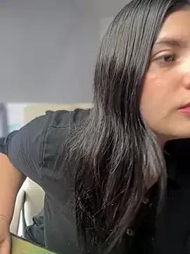 Freechat horny_roomiess on StripChat