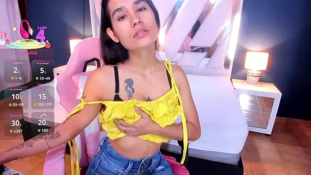 Private mia_kinky1 on StripChat