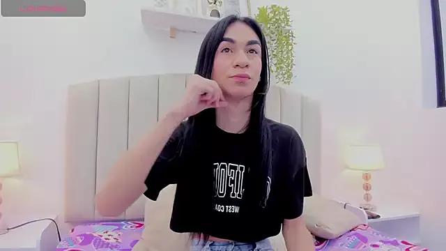 Freechat Mia_thompson_19 on StripChat