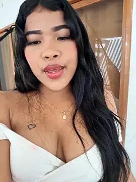 Freechat Michell_em on StripChat