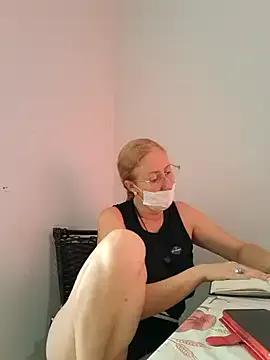 Freechat MILEIDE980 on StripChat