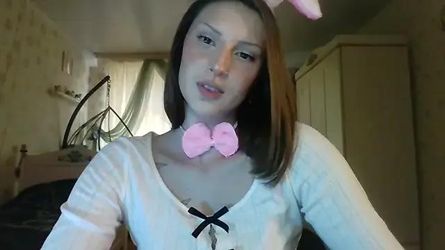 RuxaShade — show tongue