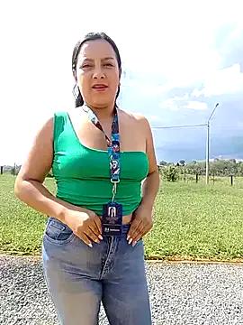 StripChat SEXY_NAYRA_STUDENT is Freechat SEXY_NAYRA_STUDENT — I ask the teacher to look at my tits