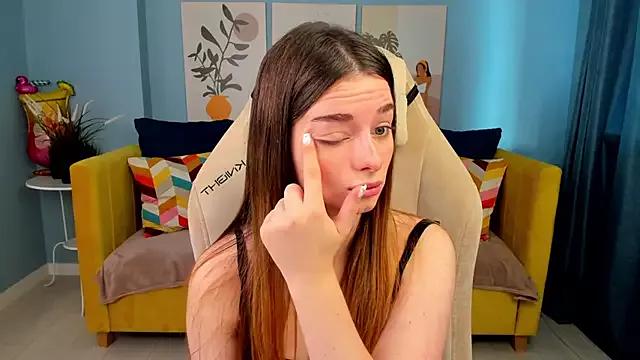 Freechat SweetyLicky on StripChat