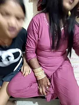 StripChat Unique_MomandDaughterrs is Group Unique_MomandDaughterrs — asss show