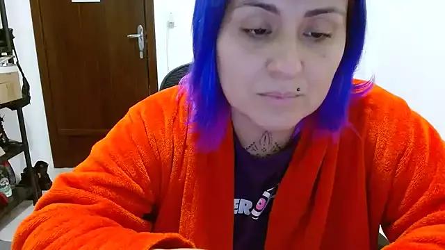 Freechat vaholiver on StripChat